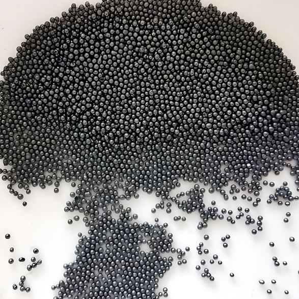 What is the difference between grinding balls and cast steel balls?