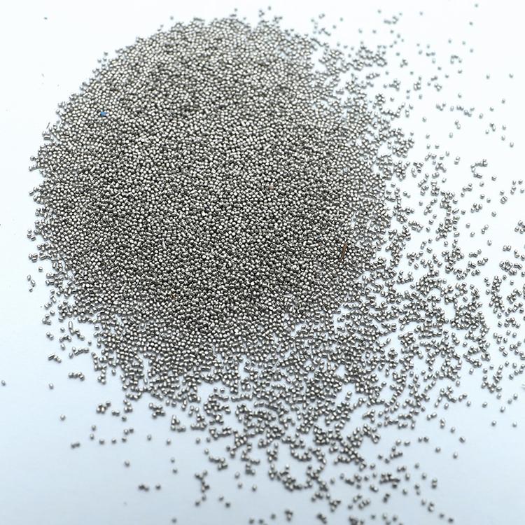 The Difference Between Alloy Steel Shot and Stainless Steel Shot