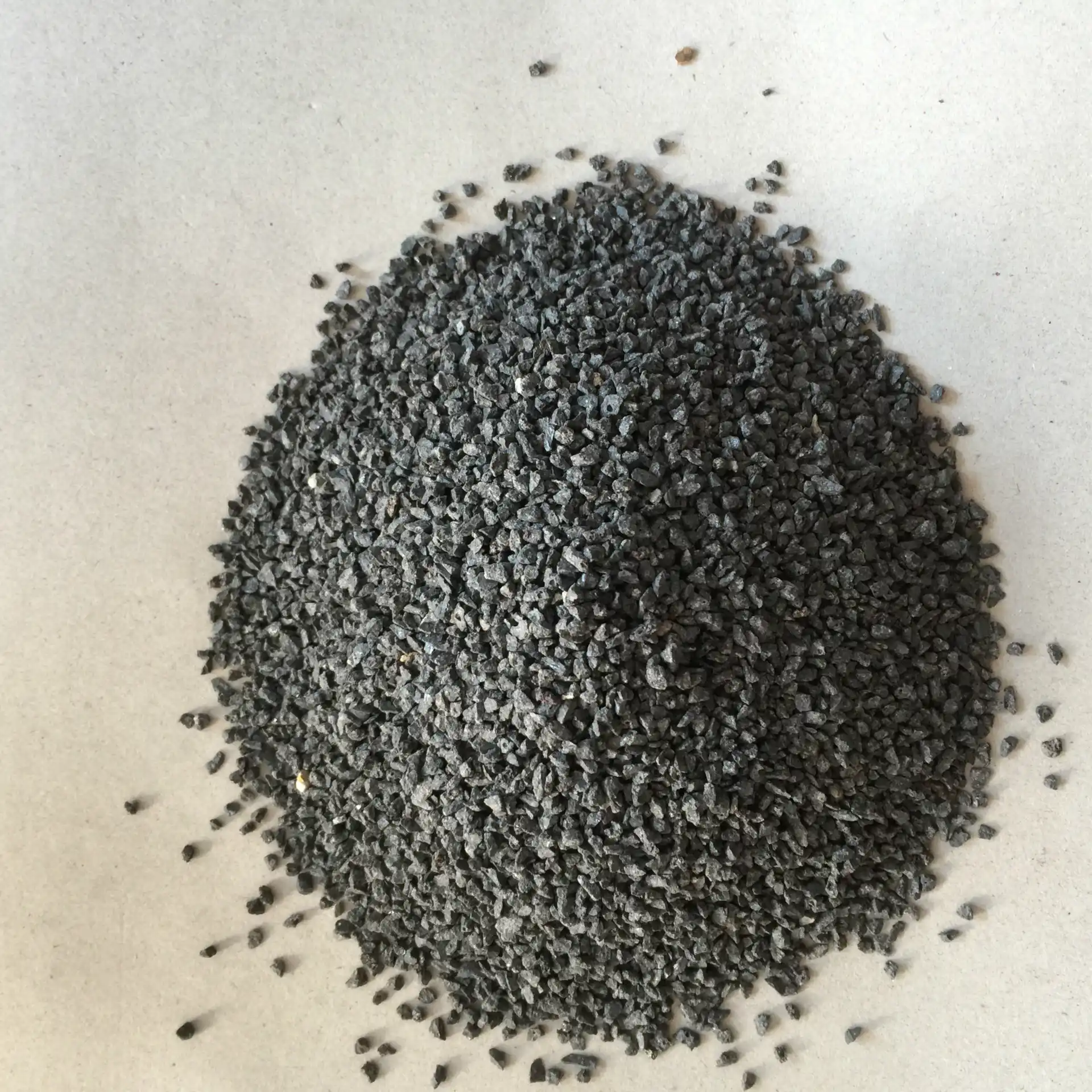 Several aspects to consider when choosing steel grit correctly