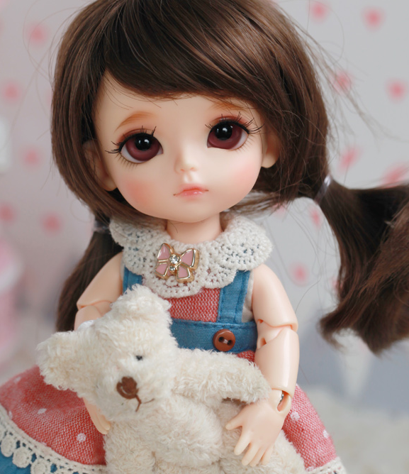 STOCK】lati yellow latidoll basic happy 16cm