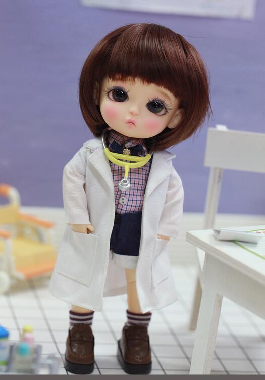 【STOCK】Gbelle Lati Village ver. Competent Doctor [G.Belle] lati yellow