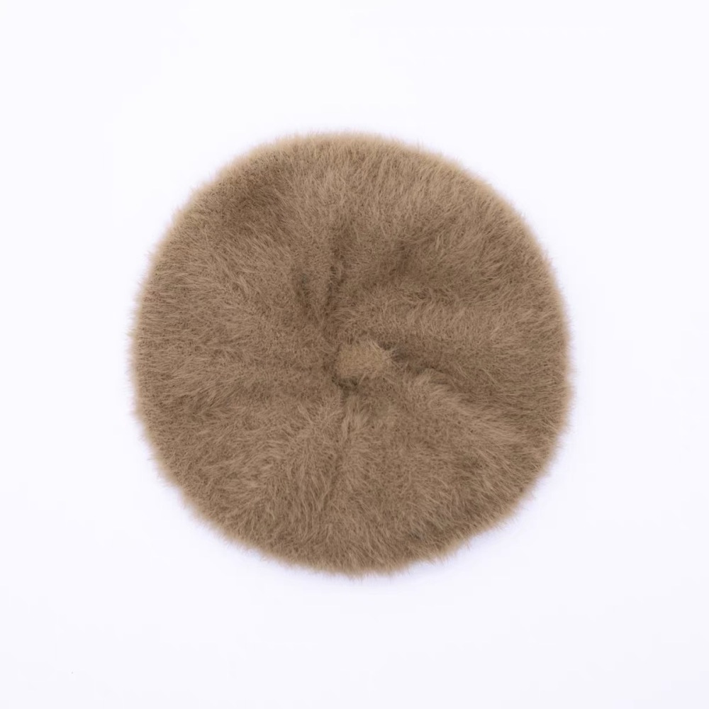 Beret Bingbing pre-order outfit