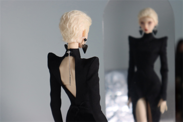 spades( hearts outfits for byears metis  by feng yao