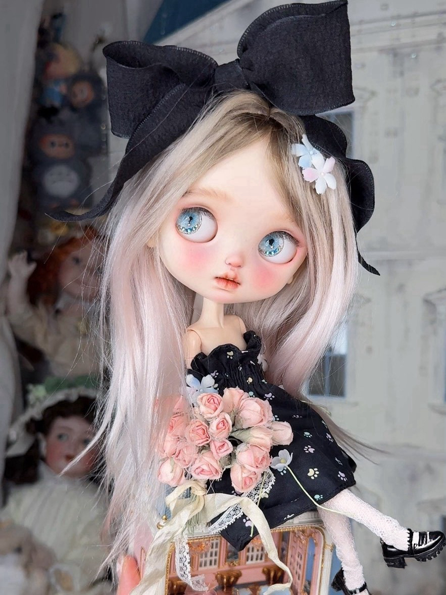 Cat claws dress pre-order outfit Crina