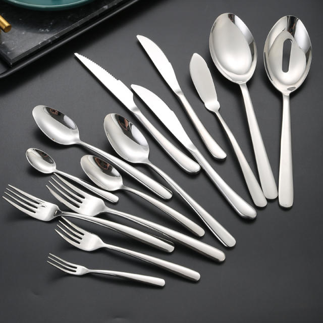 Elegant cutlery set of 21
