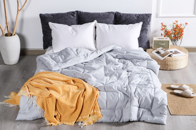Delighthome Cozy Silver Grey Comforter Sets 22KC0019