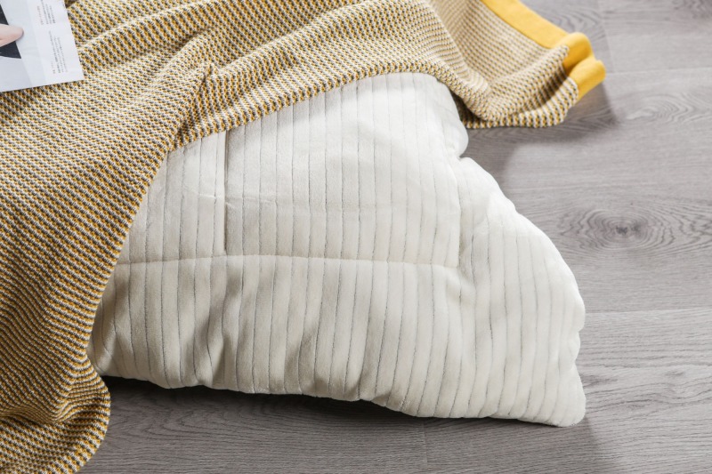 Delight Home Fashion Light Grey Comforter Sets 22KC0023