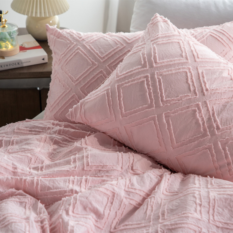 Delight Home clipped jacquard comforter
