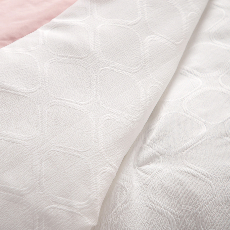 Delight Home comforter