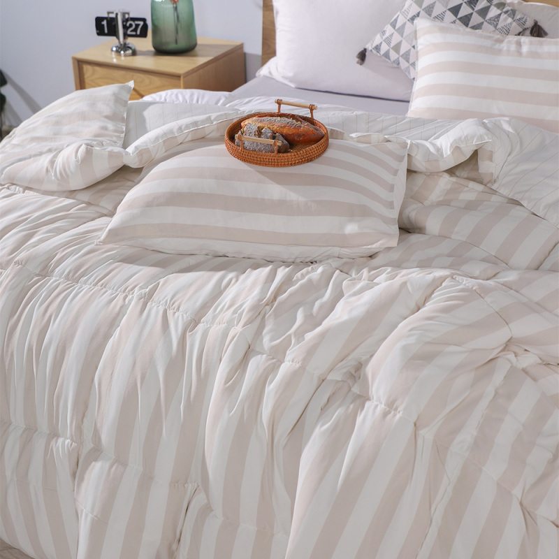 Delight Home stripe comforter
