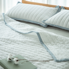 Delight Home cotton quilt set