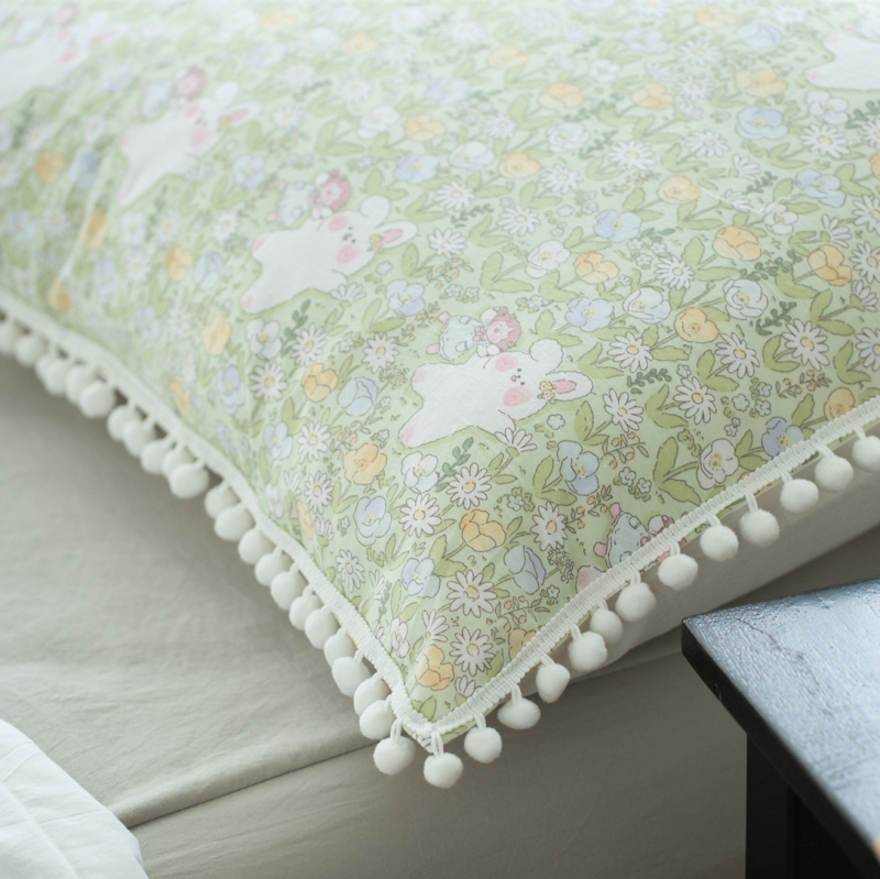 Delight Home cotton print quilt set