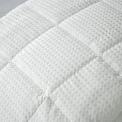 Delight Home Waffle quilt set