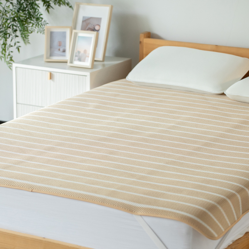 Delight Home mesh mattress pad