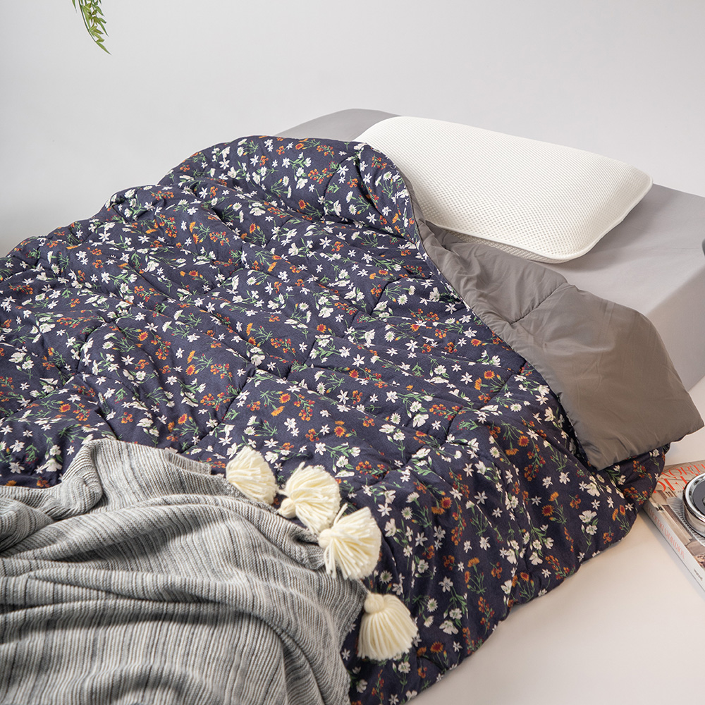 Delight Home printed comforter