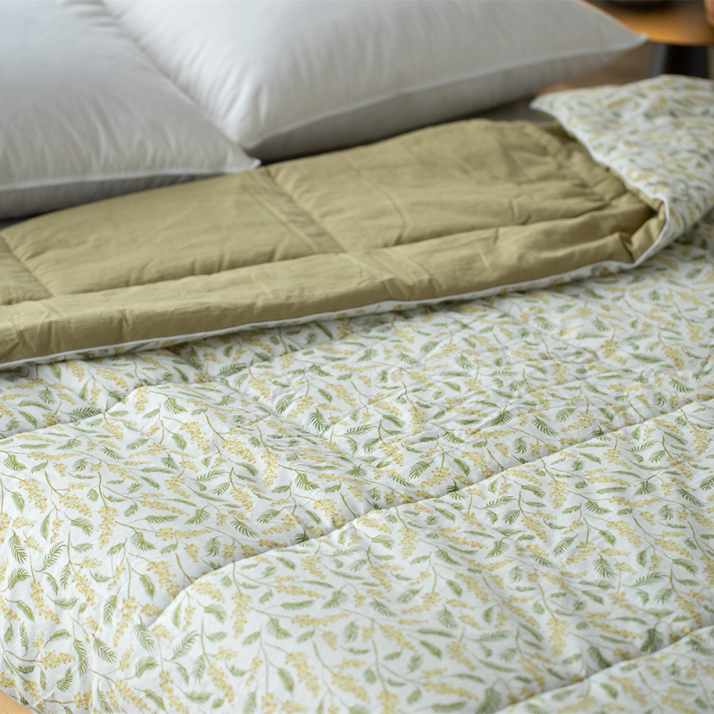 Delight Home cotton print quilt