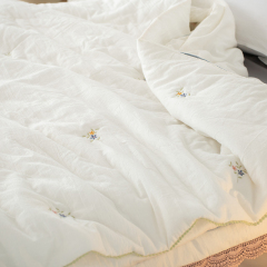 Delight Home cotton voile quilt