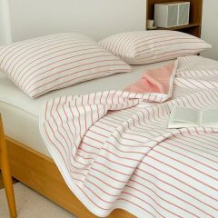 Delight Home cotton quilt set