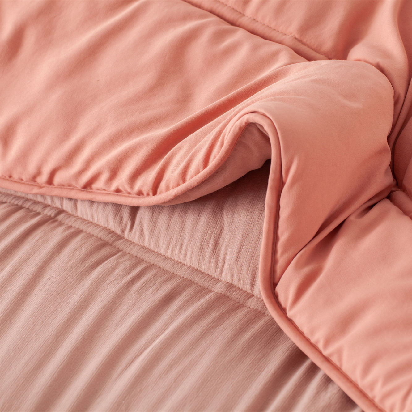 Delight Home comforter