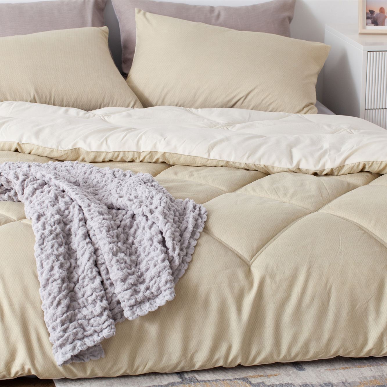 Delight Home comforter