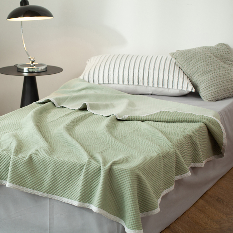 Delight Home cotton throw