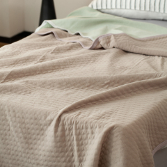 Delight Home cotton throw