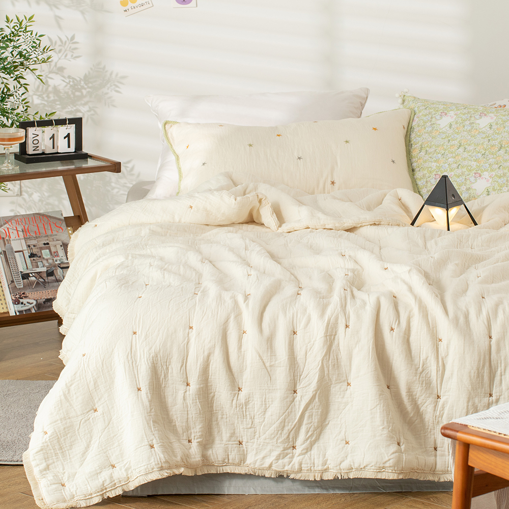 Delight Home cotton quilt