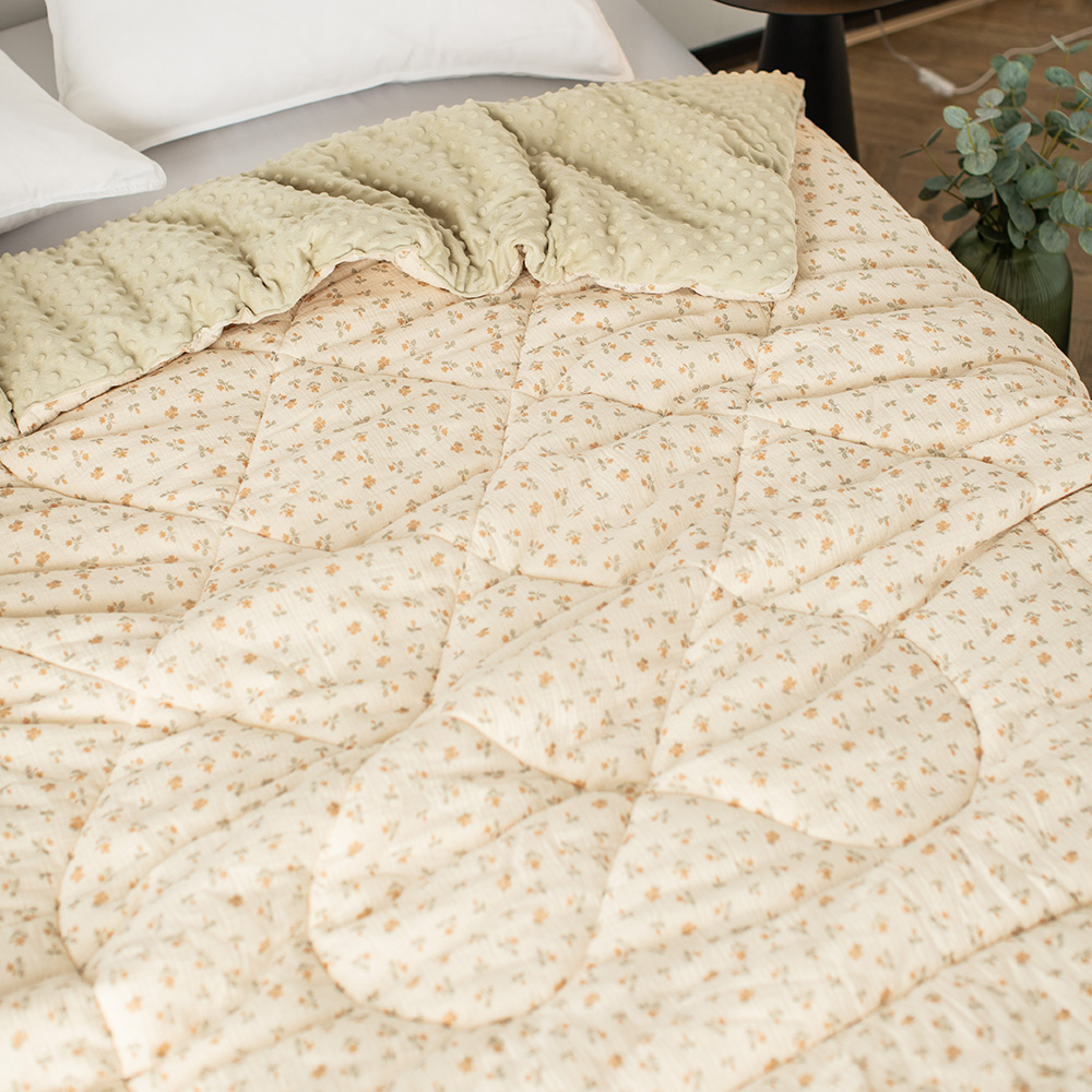 Delight Home comforter