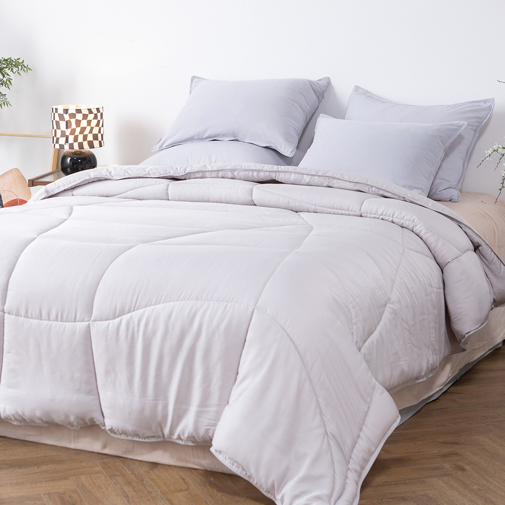 Delight Home comforter