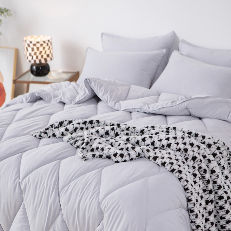 Delight Home comforter