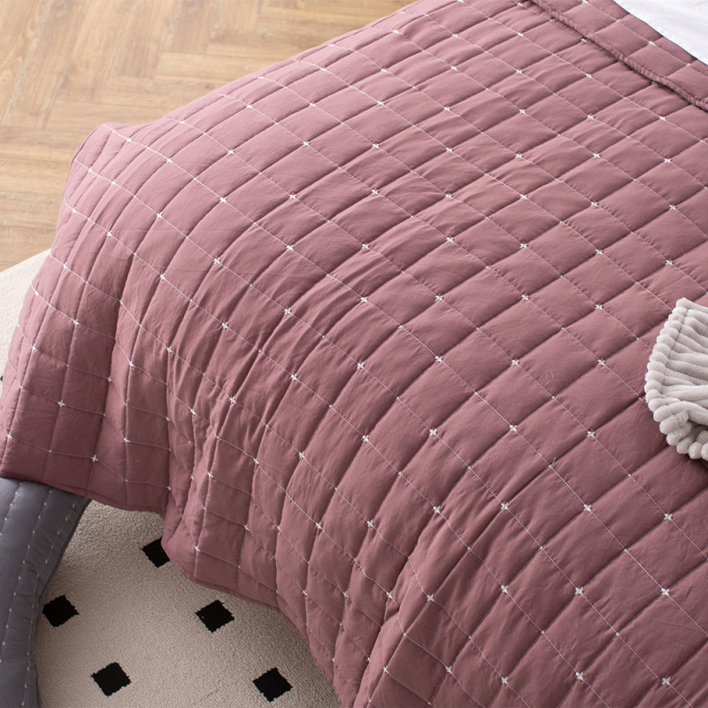 Delight Home quilt set