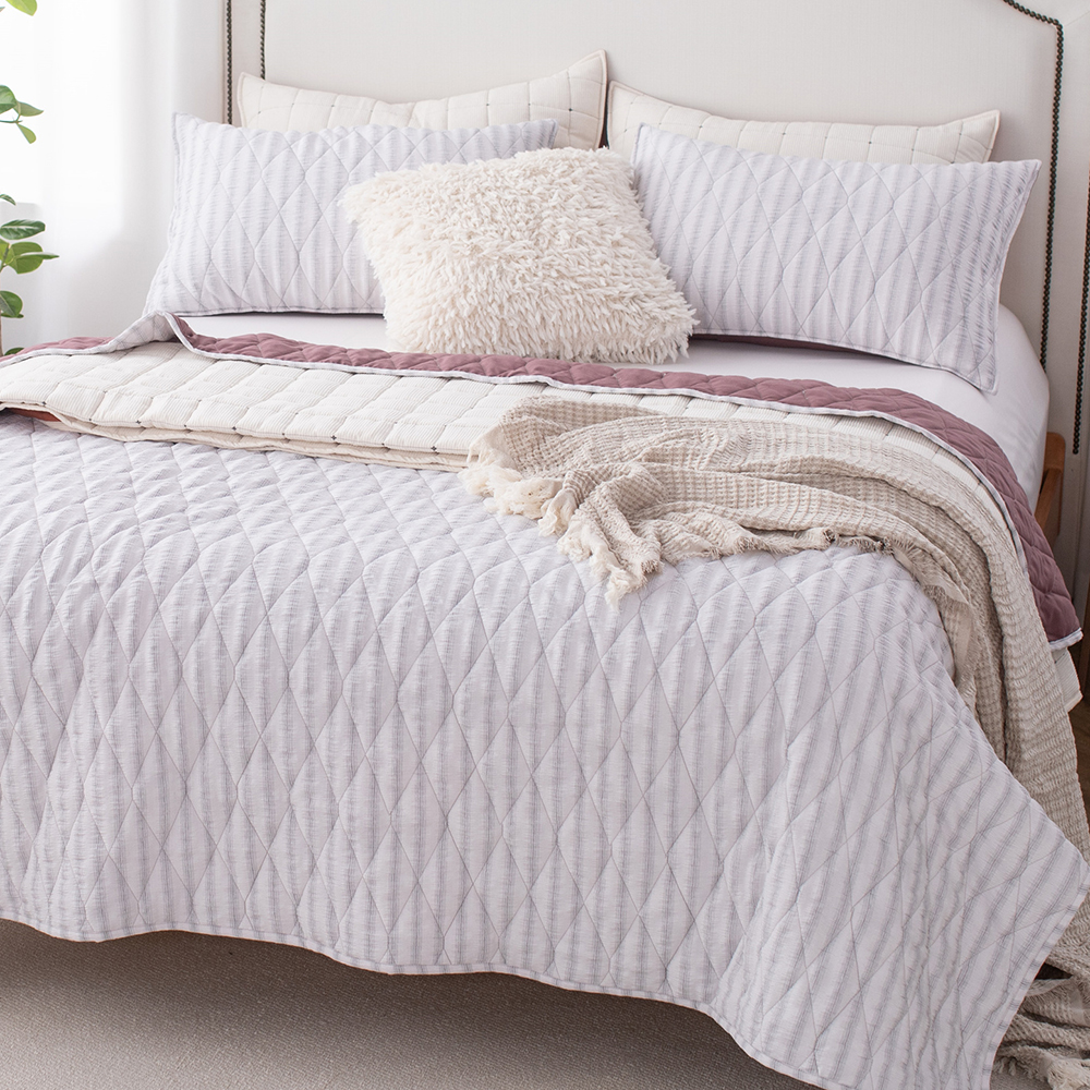 Yarn-dyed Wrinkle Jacquard Quilt Set