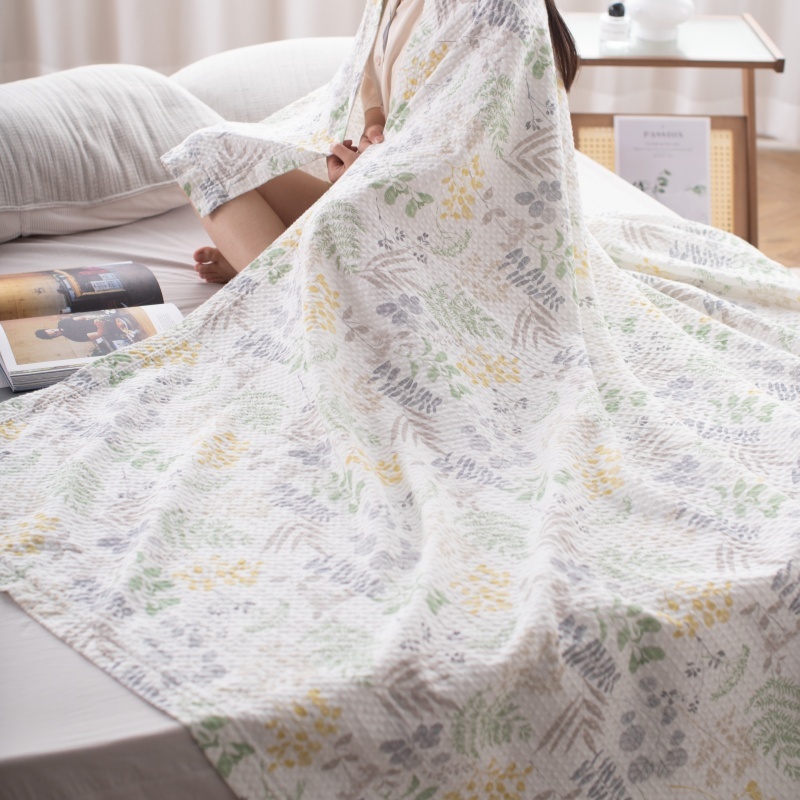 Linen-Cotton Waffle Printed Blanket