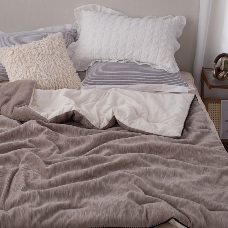 Crinkled Dutch Velvet Comforter