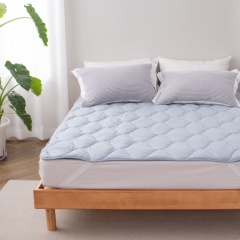 Heavyweight Wool Filling Topper