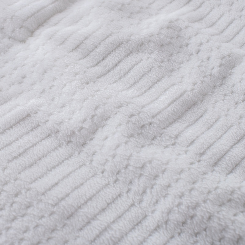 Jacquard Flannel Comforter