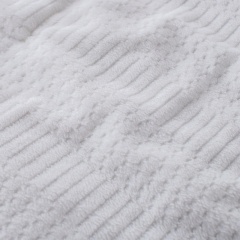 Jacquard Flannel Comforter