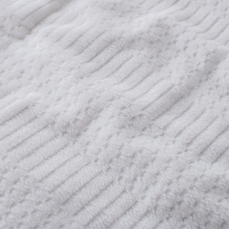Jacquard Flannel Comforter