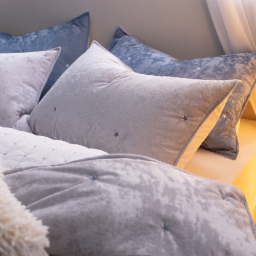 Italian Crinkled Ice Velvet Embroidered Quilt