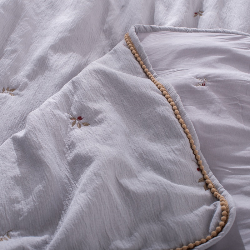 Poly Gauze Quilt with Embroidered Lace Trim
