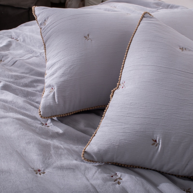 Poly Gauze Quilt with Embroidered Lace Trim