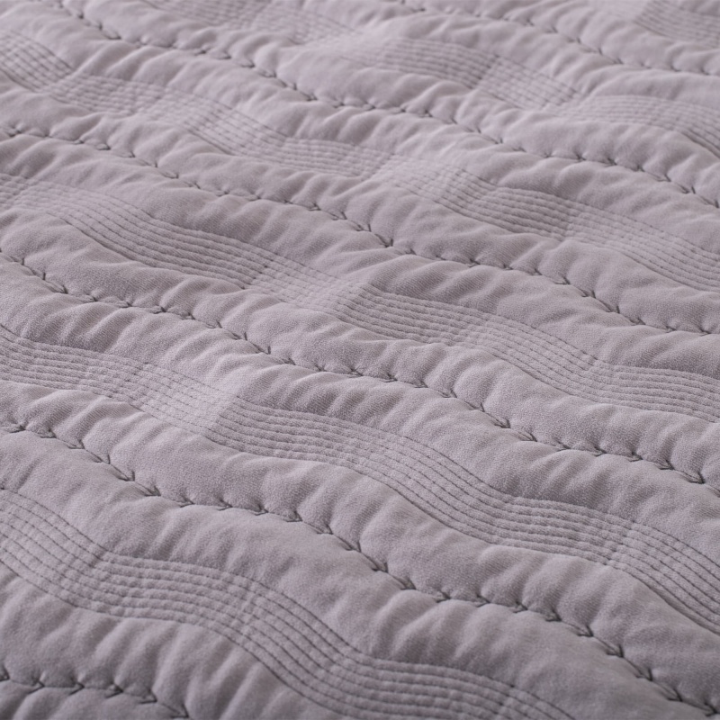 Cotton-Feel Short Plush Quilted Quilt