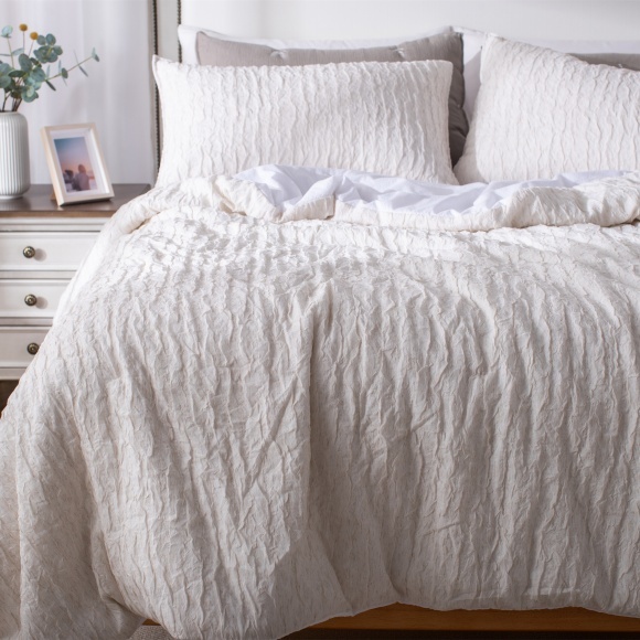 Linen touch Wrinkle Gazue 100% Poly Quilt