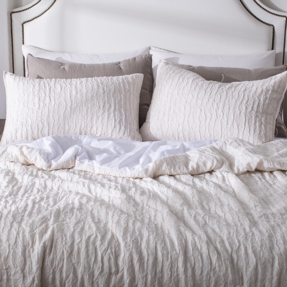 Linen touch Wrinkle Gazue 100% Poly Quilt