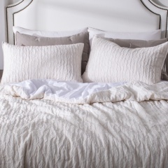 Linen touch Wrinkle Gazue 100% Poly Quilt