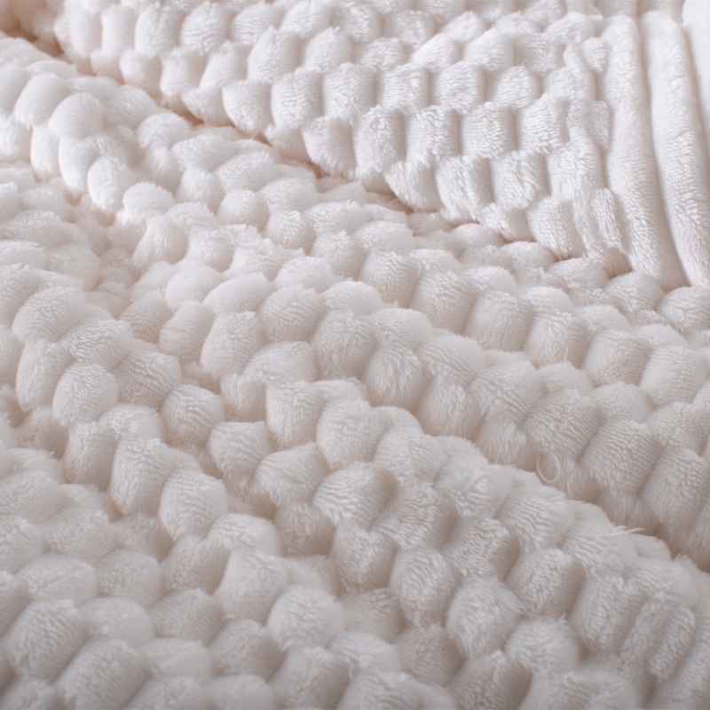 Dual Pattern Jacquard Flannel Comforter