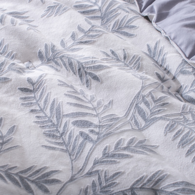 Burnt Printed Milk Velvet Comforter