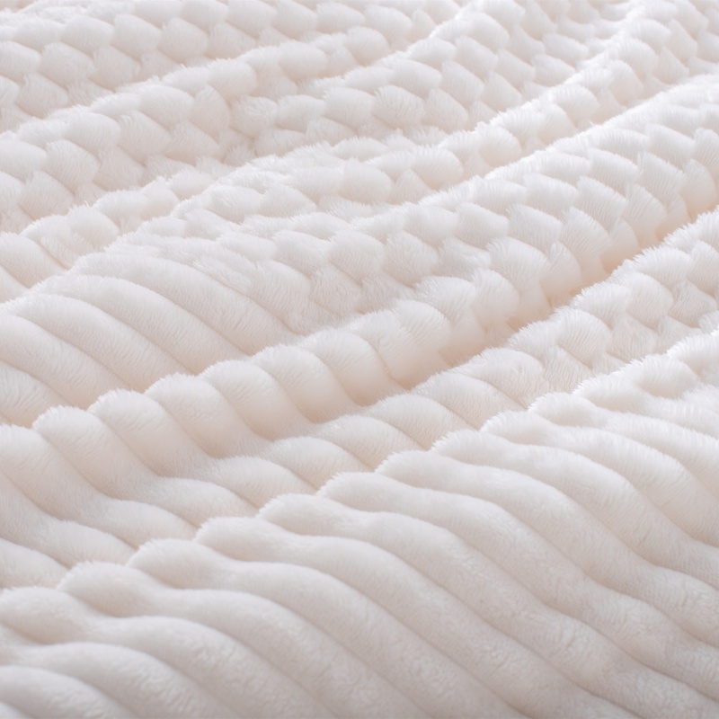 Dual Pattern Jacquard Flannel Comforter