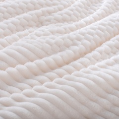 Dual Pattern Jacquard Flannel Comforter