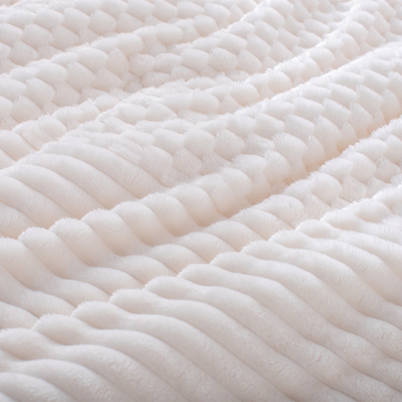 Dual Pattern Jacquard Flannel Comforter